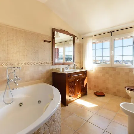 Chale Con Terraza En La Costa La Estrella (Gran Canaria)